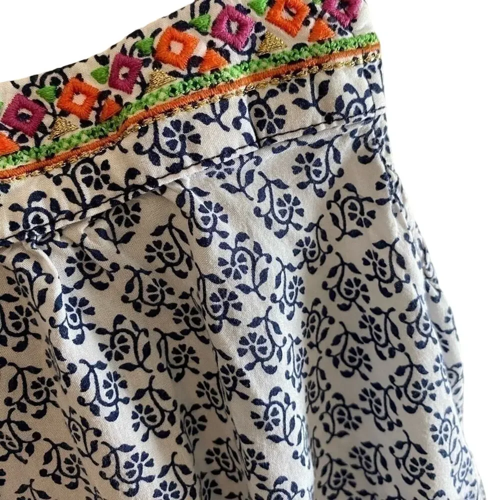 Carter's Sleeveless Shorts Lightweight Blue White Floral Embroidered Romper SZ 5